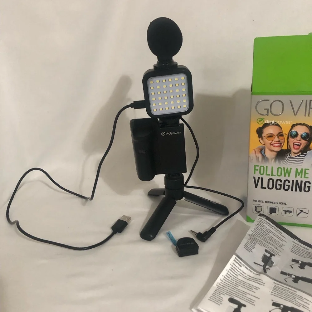 Go Viral Follow Me Blogging Kit